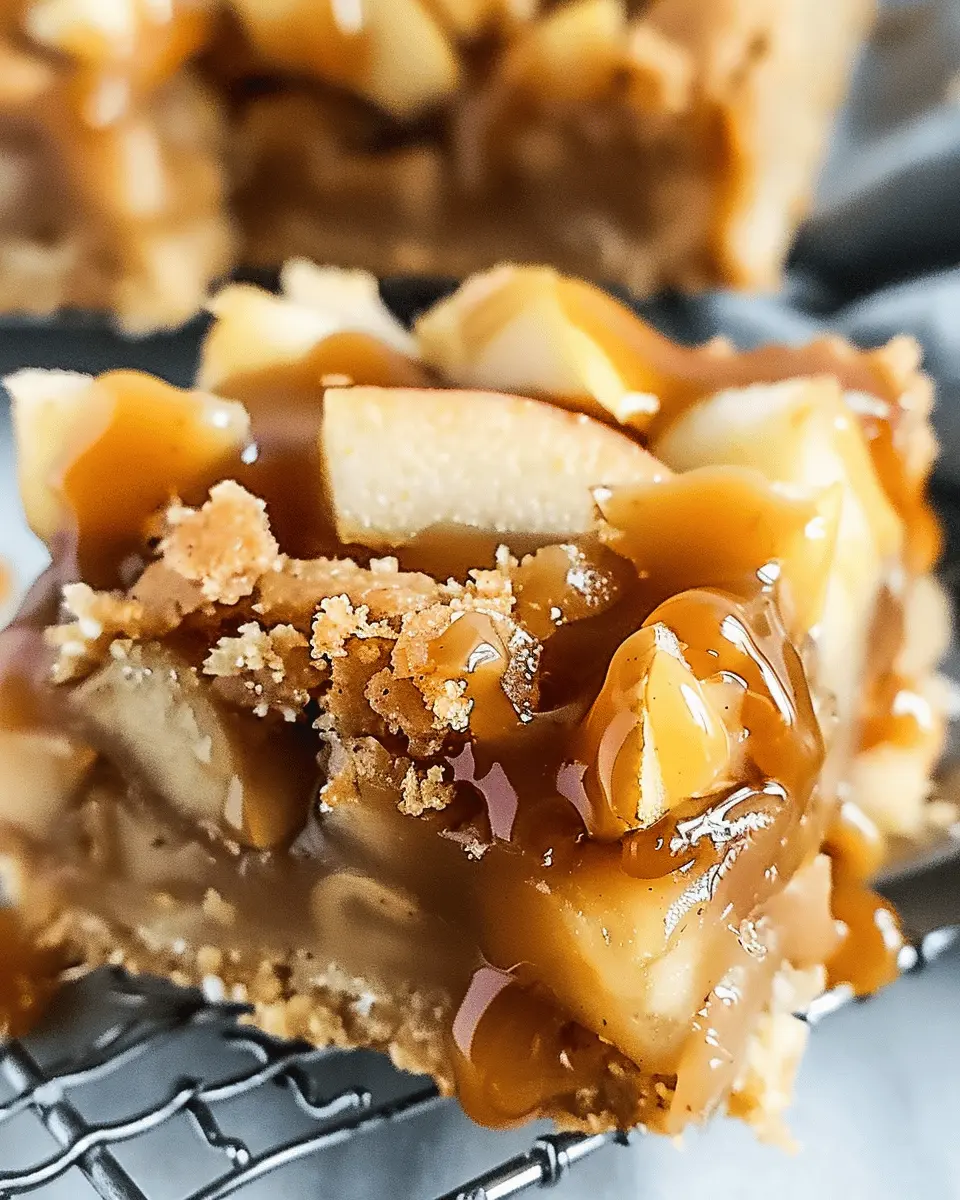 Irresistibly Easy Gooey Caramel Apple Bars That Anyone Can Make